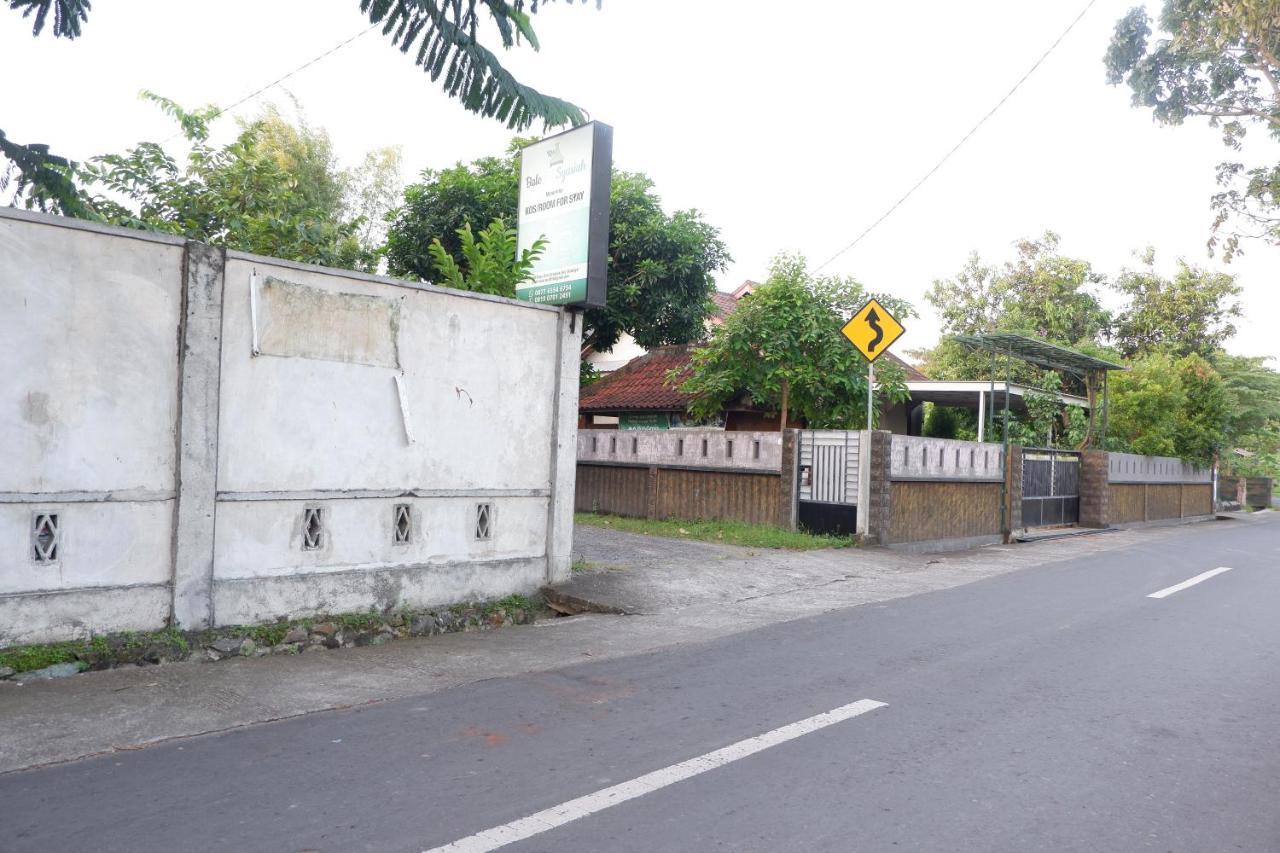 Reddoorz at Bale Eja Syariah Senggigi Apartment Montongbuwoh Luaran gambar