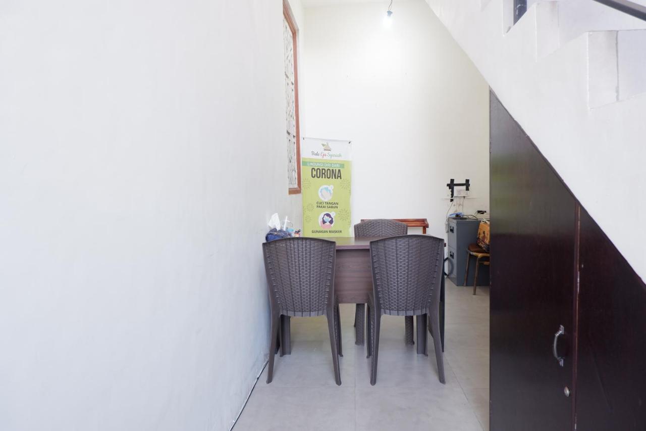 Reddoorz at Bale Eja Syariah Senggigi Apartment Montongbuwoh Luaran gambar